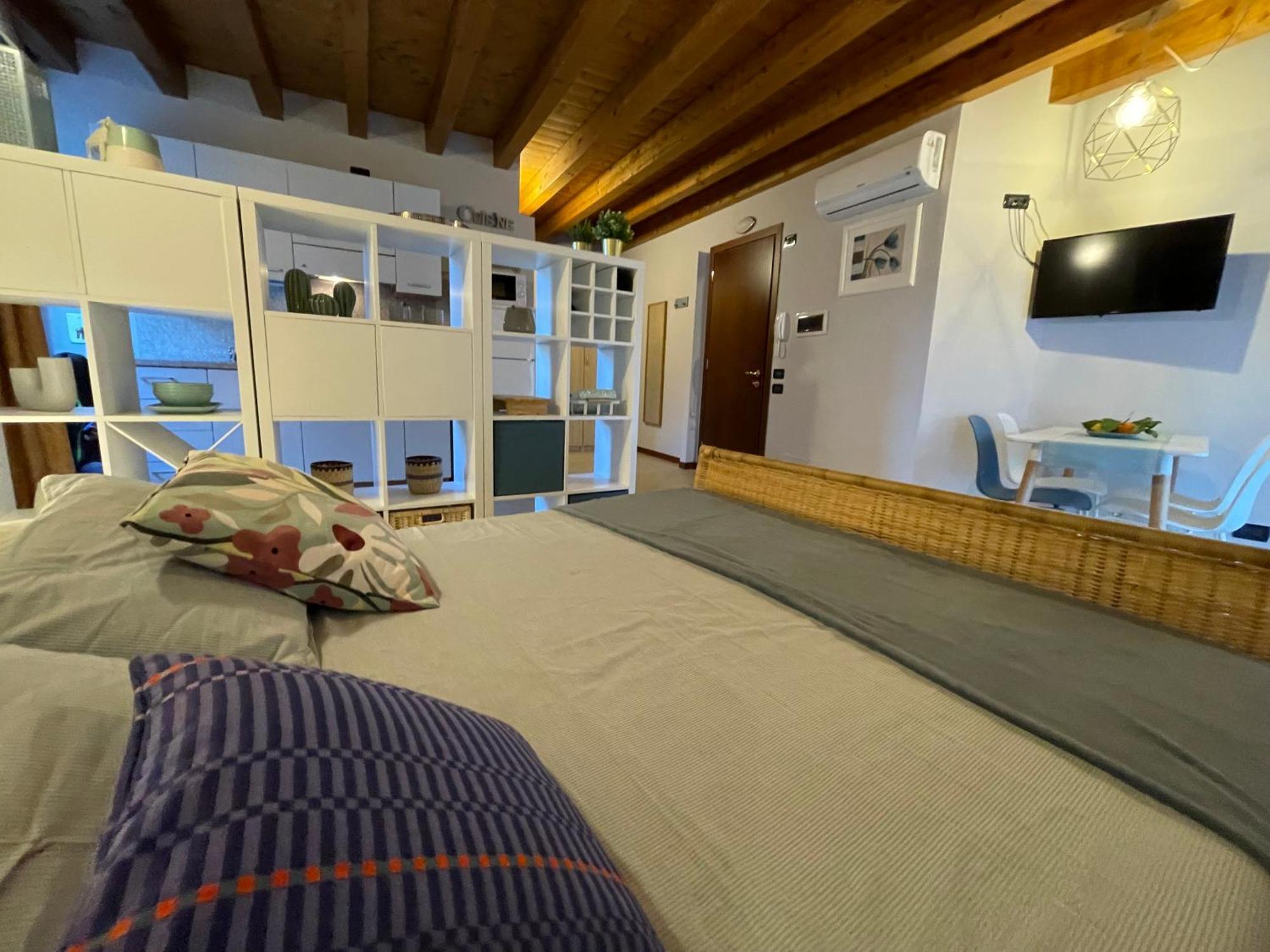Villa Maria Apartments Moniga del Garda المظهر الخارجي الصورة
