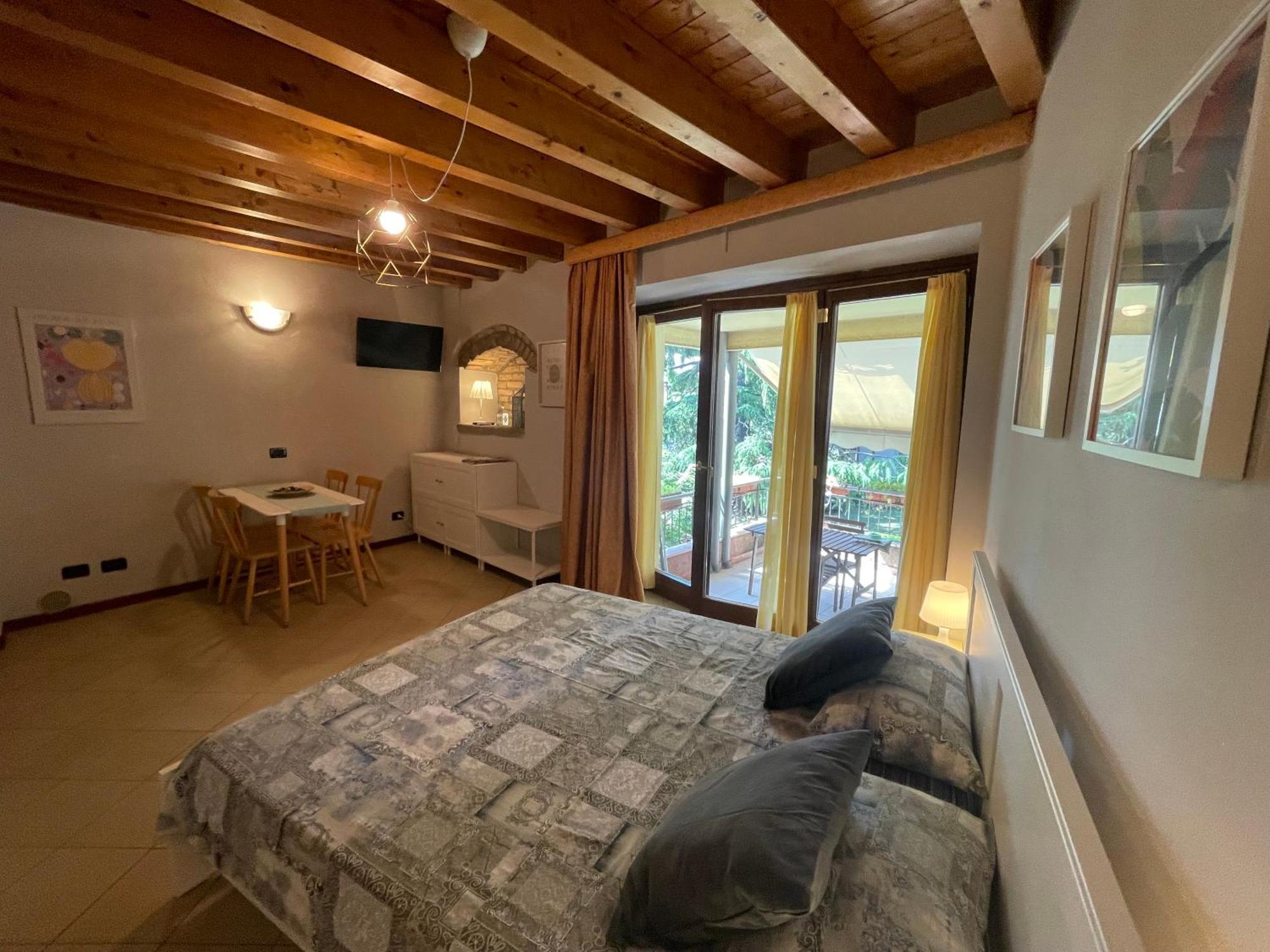 Villa Maria Apartments Moniga del Garda المظهر الخارجي الصورة