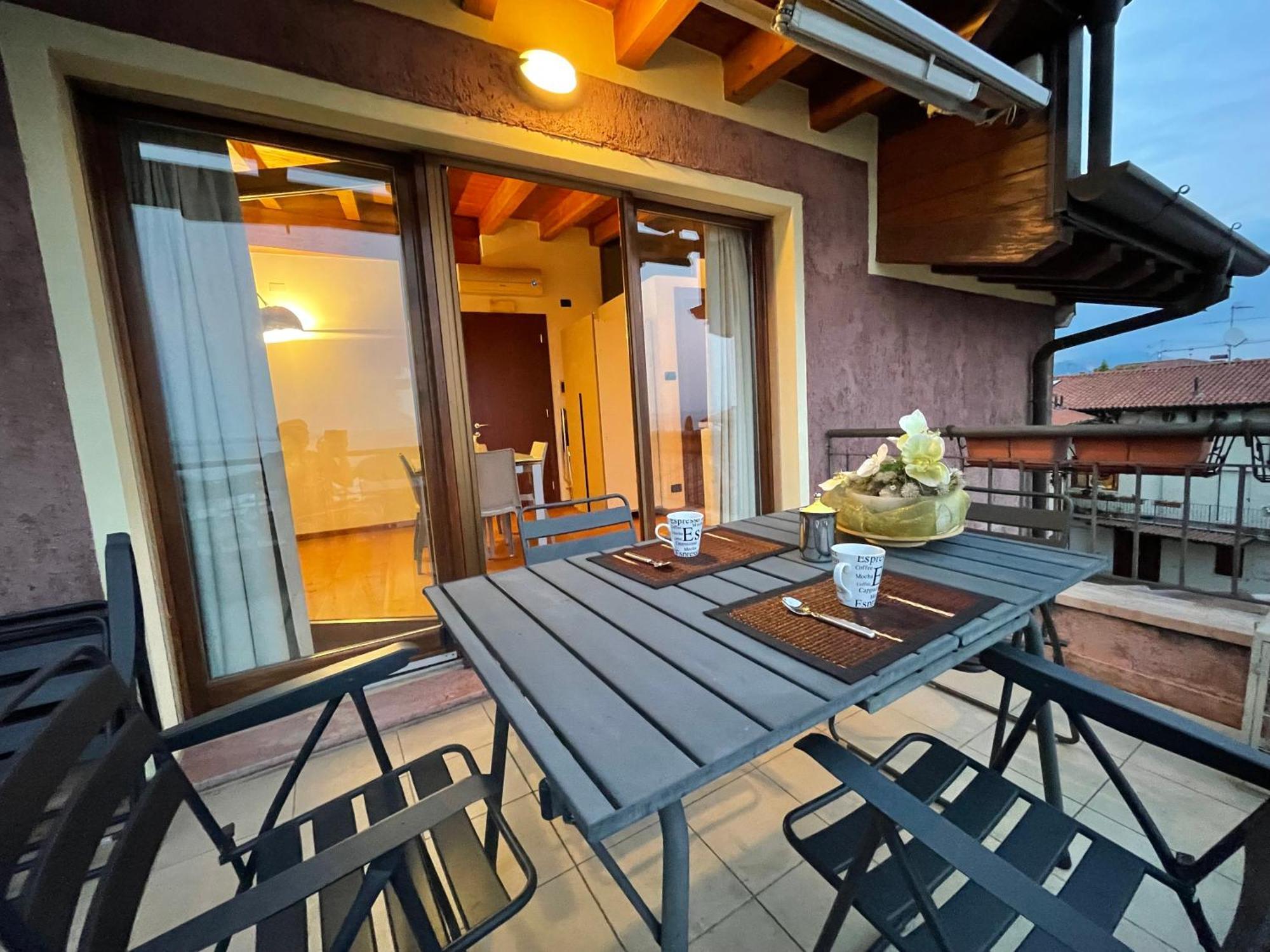 Villa Maria Apartments Moniga del Garda المظهر الخارجي الصورة