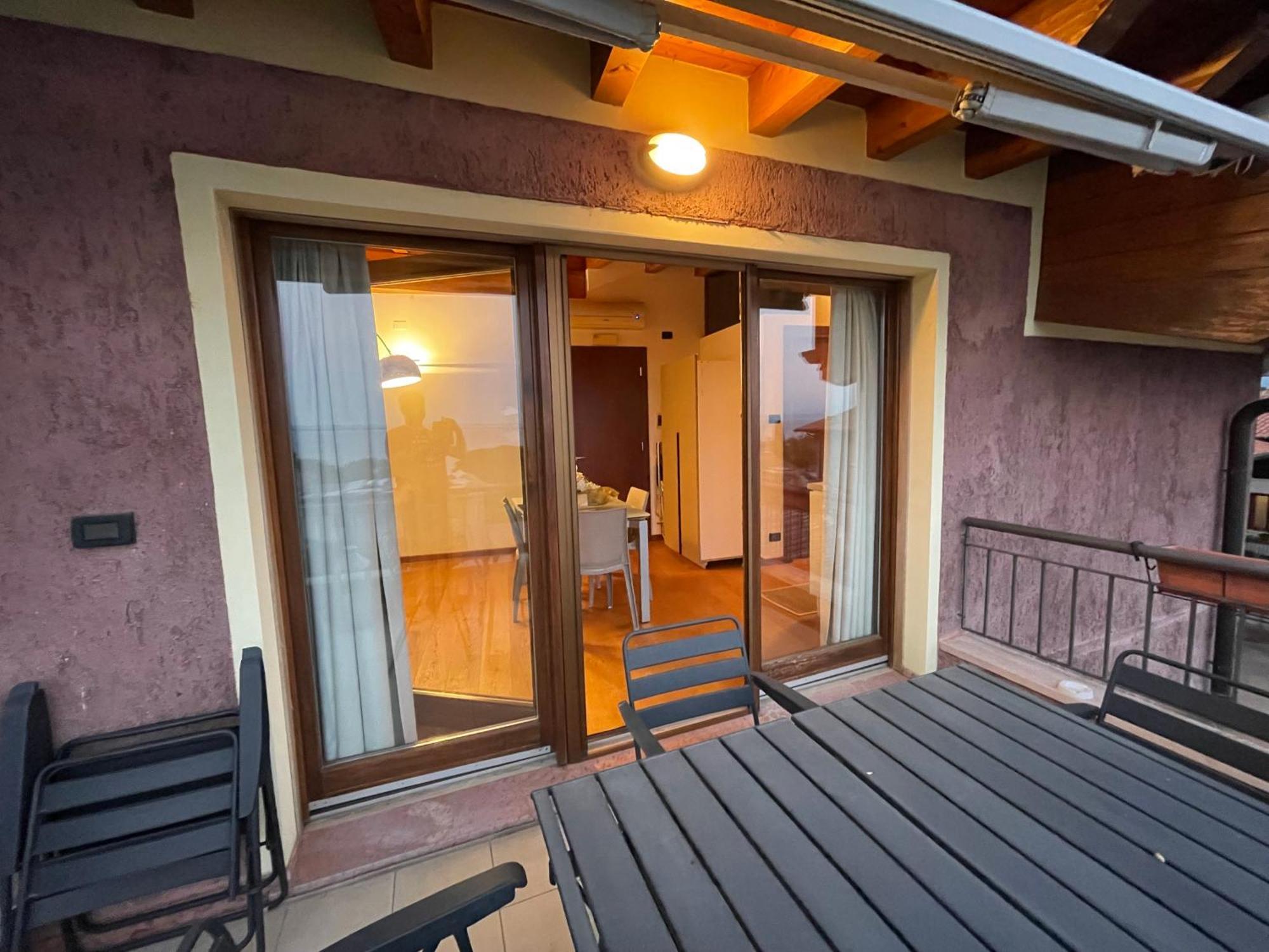 Villa Maria Apartments Moniga del Garda المظهر الخارجي الصورة